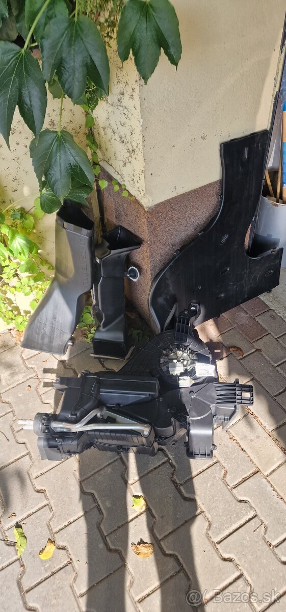 klimatizačná jednotka FORD Tourneo Custom - BK21-18D283-BA