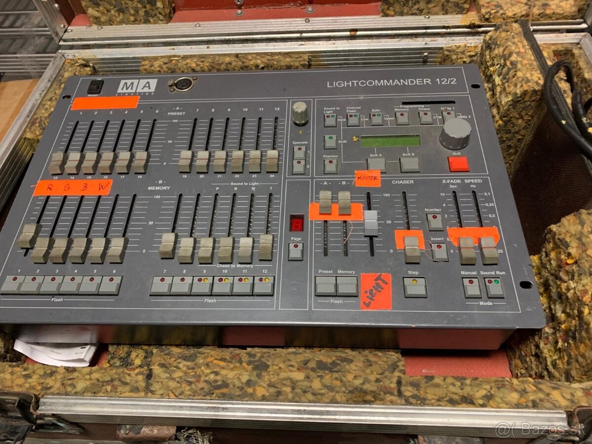 Predám svetelný mixpult MA Lightcommander 12/2