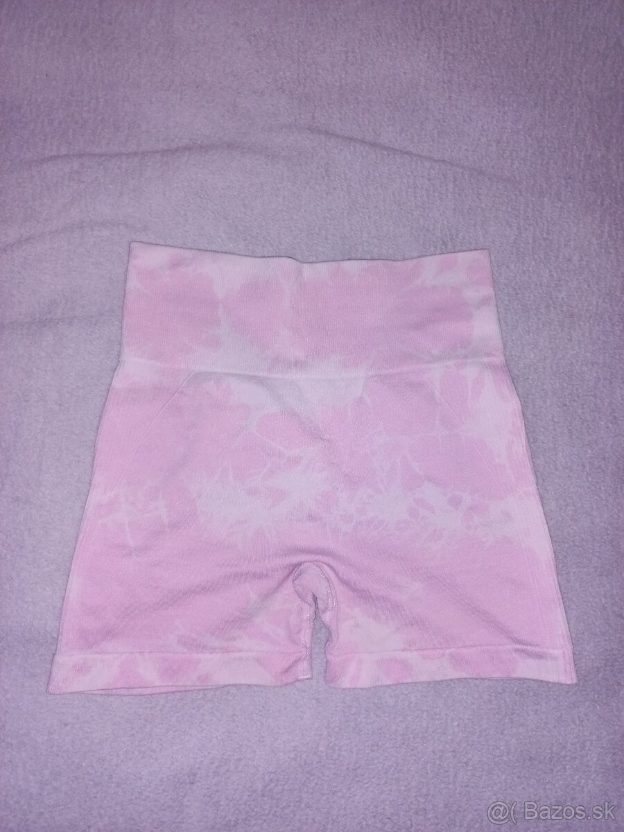 Športové šortky S
