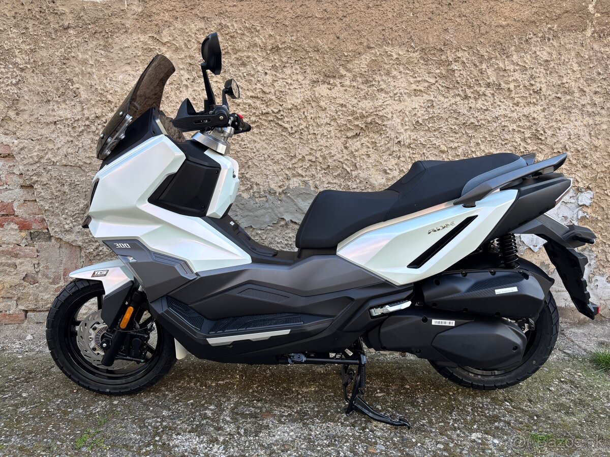 SYM ADX 300i model 2026