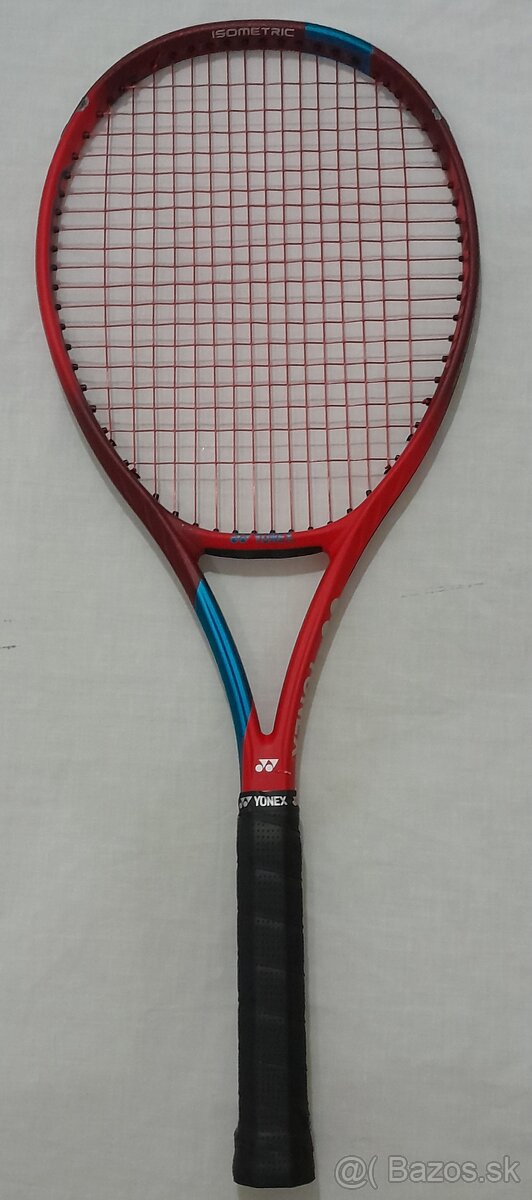 YONEX VCORE 98 305g Tango Red, 2021, grip 4, posledný kus