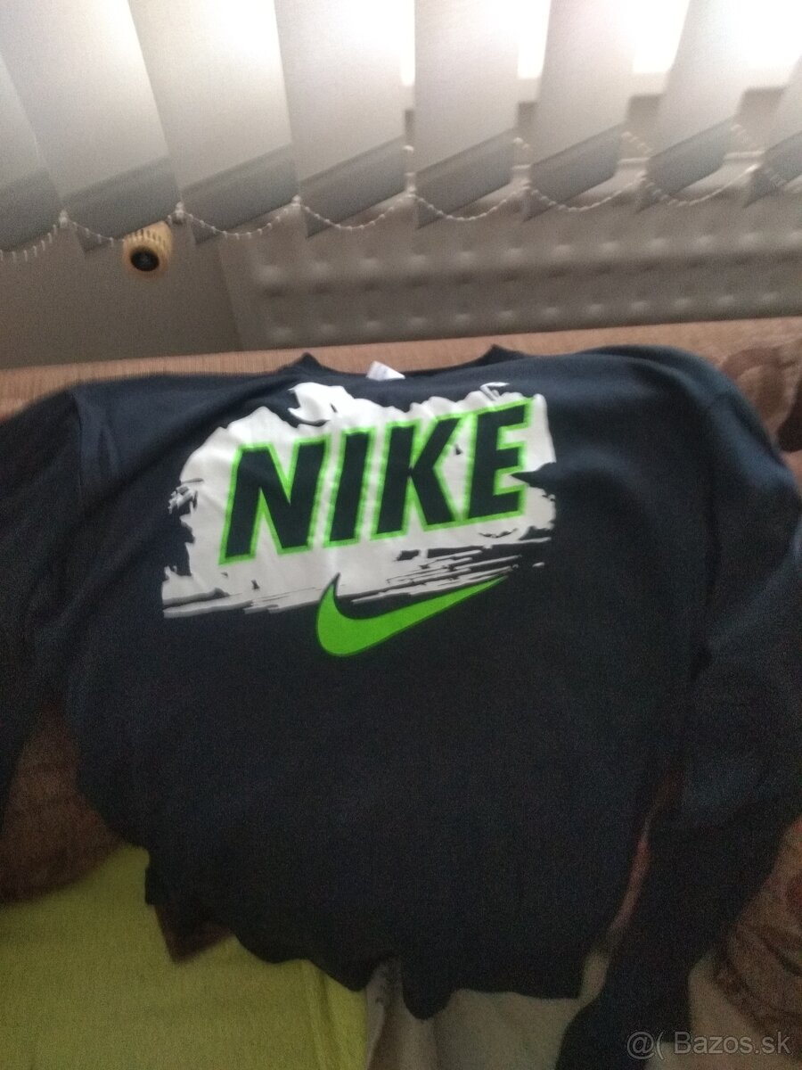 Predám tričká z dlhým rukavom