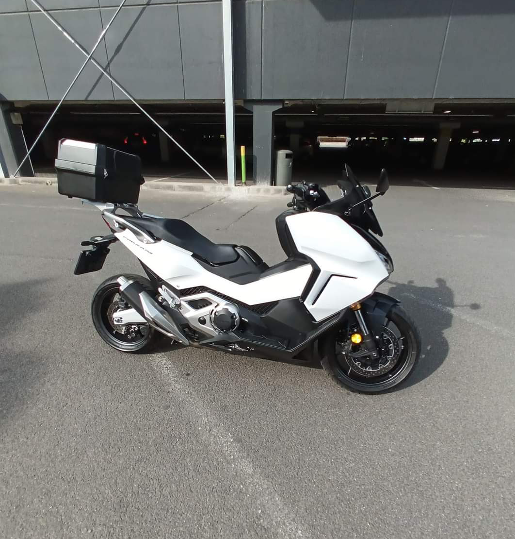 Honda Forza 750