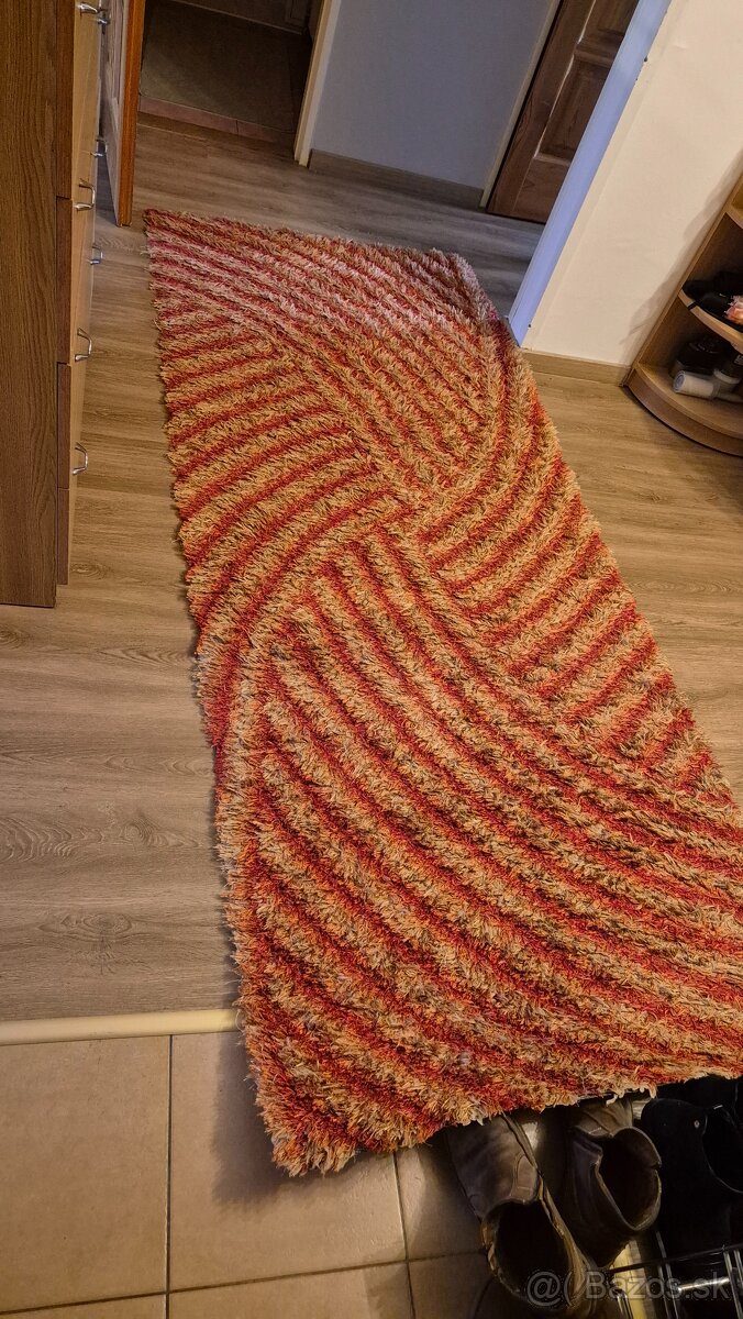 Koberec 250×100cm