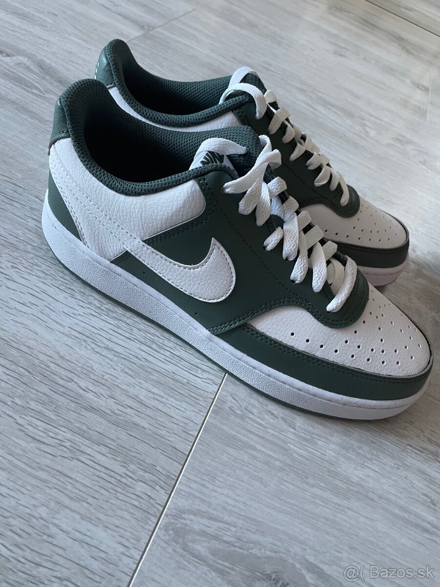 Dámske Nike tenisky