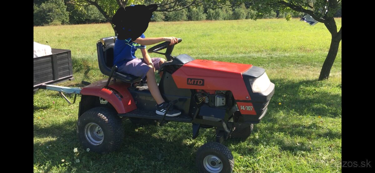 malotraktor, kosačka