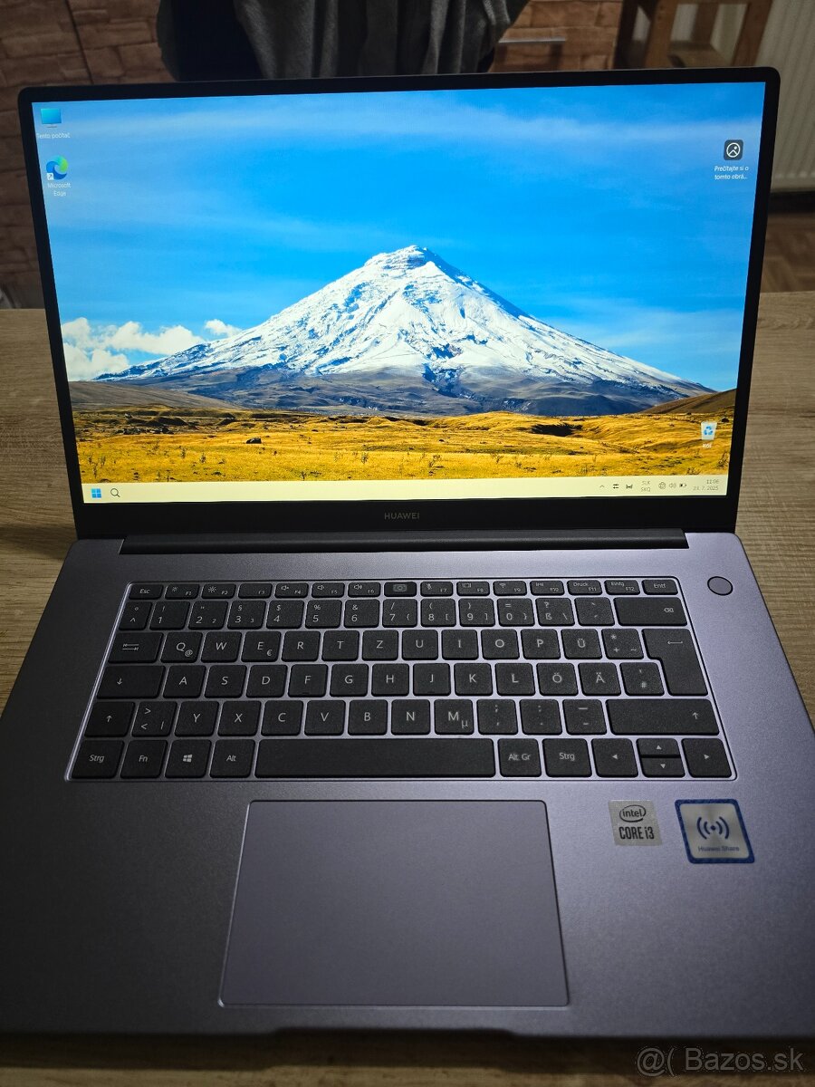 Huawei Matebook D15 s 8gb ram 256gb ssd diskom a i3 procesor