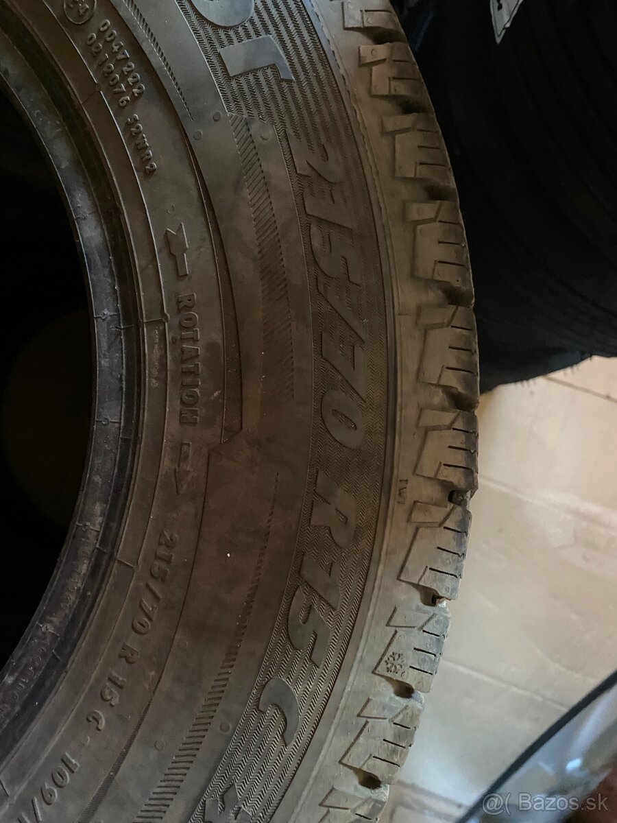 215/70 r15c