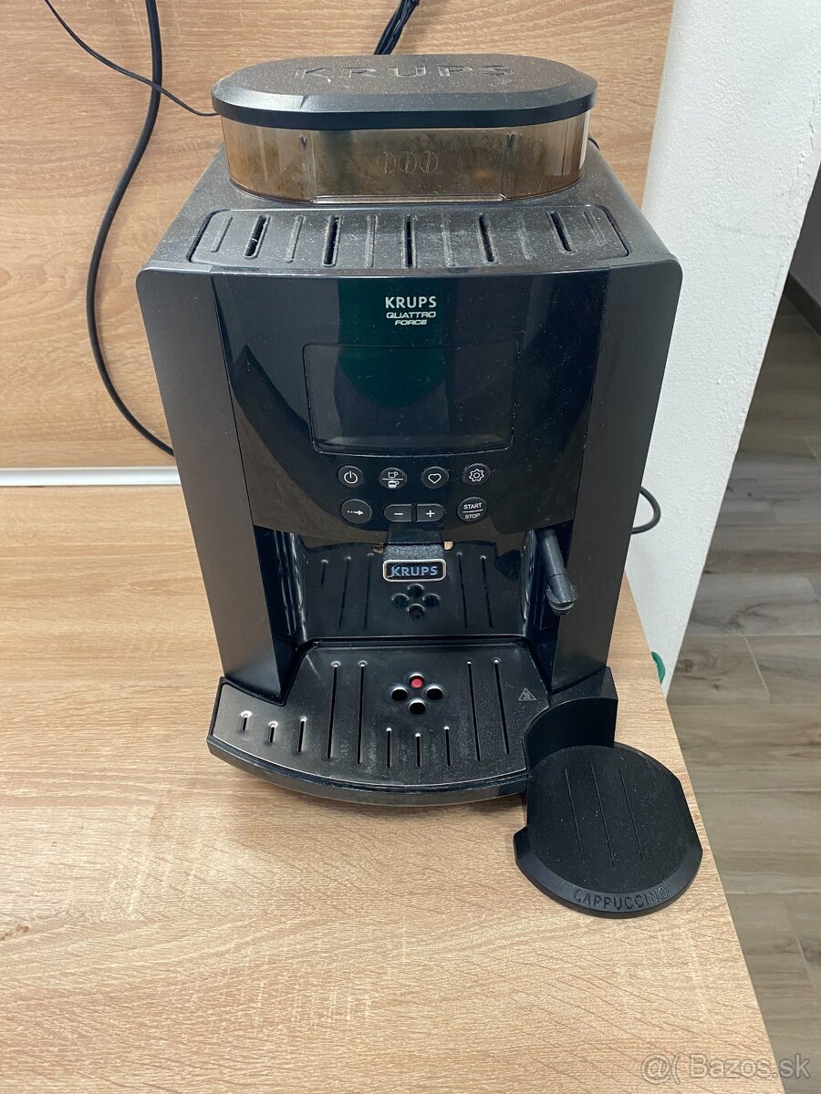 KRUPS EA819N10 Arabica Latte