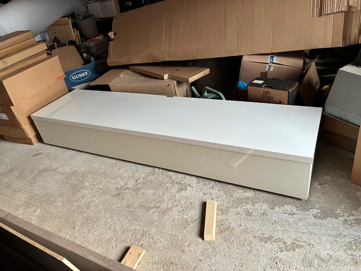 Predám skrinku pod tv