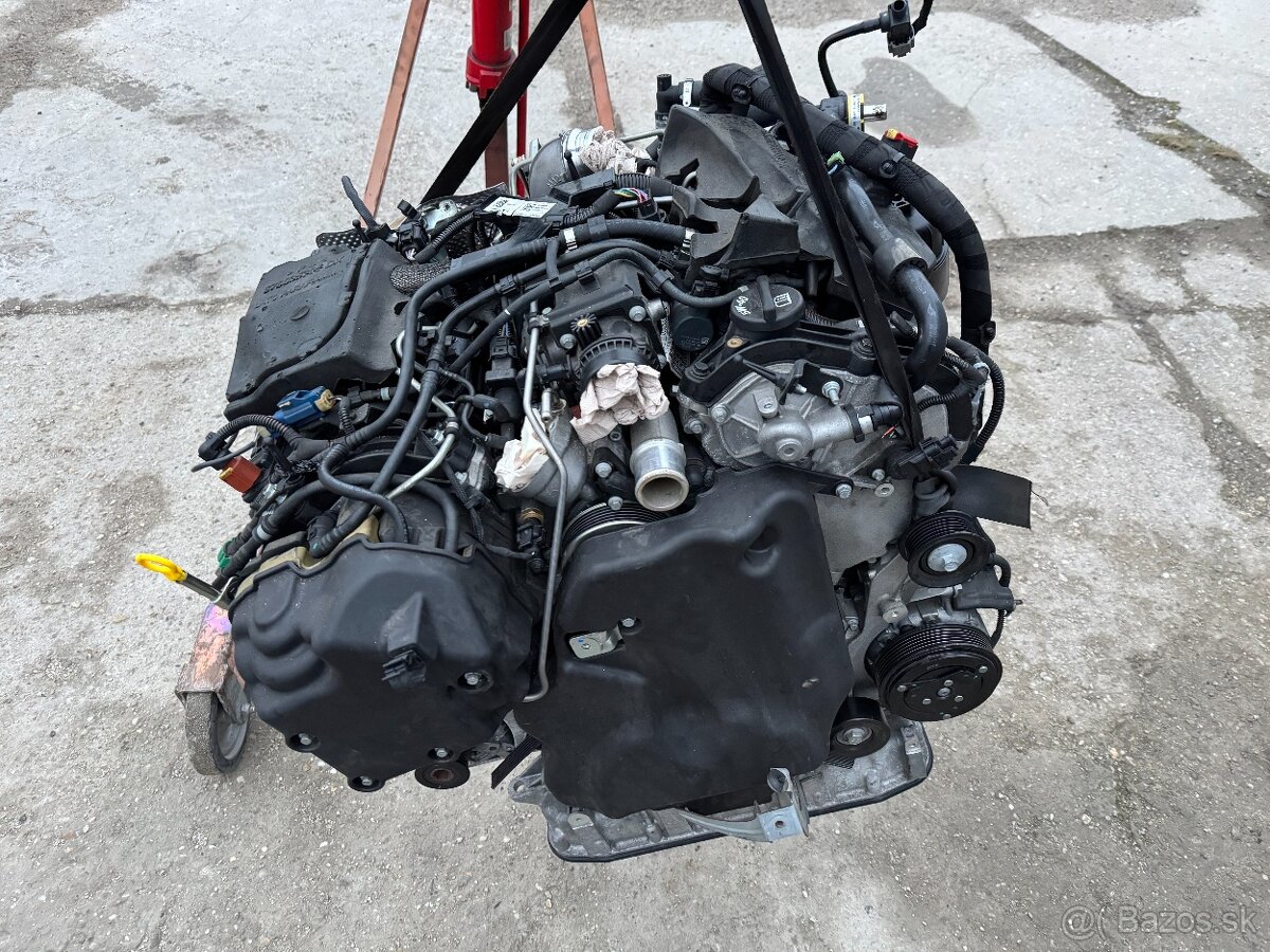 -----MASERATI GHIBLI 3.0 D V6-----