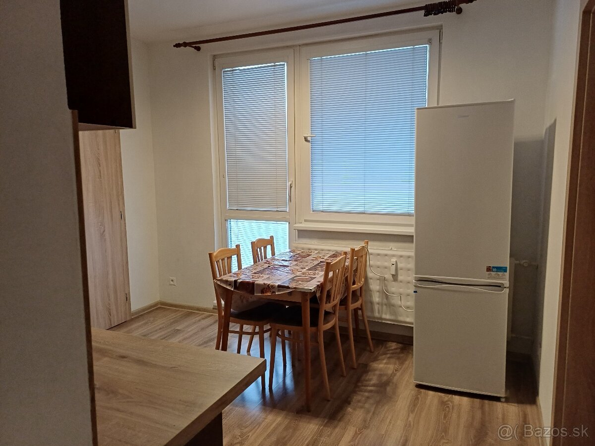 Dám do prenájmu 2.izbový byt