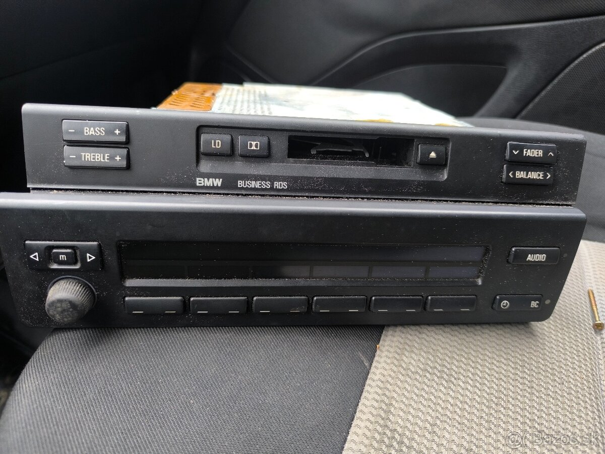 Predám rádio do BMW e39