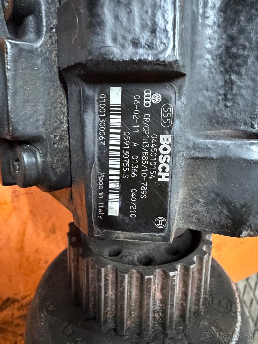 Čerpadlo nafta Audi a6 2007r.v