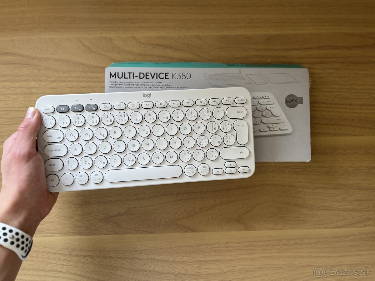 Bezdrôtová klávesnica Logitech Multi-Device K380