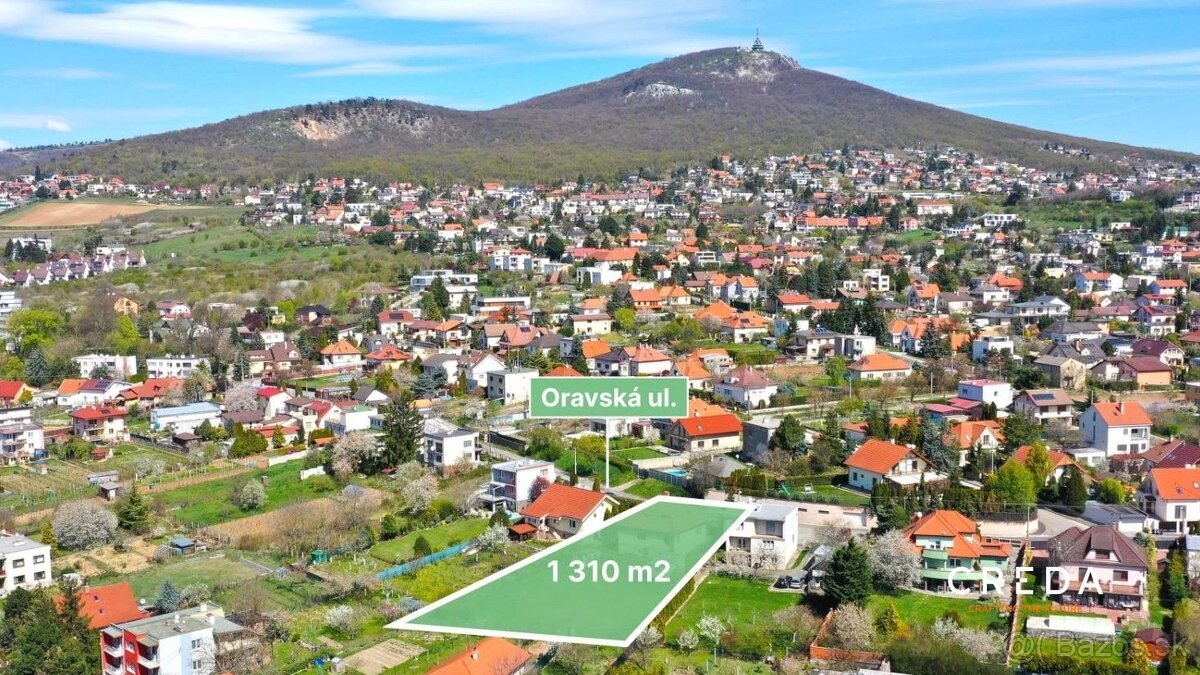 CREDA | predaj stavebný pozemok s krásnym výhľadom, Nitra -