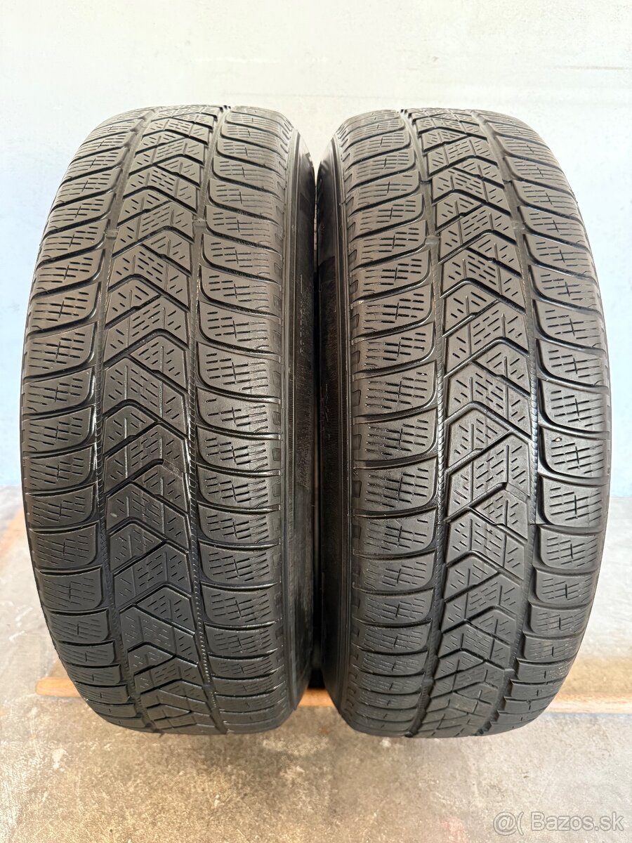 Zimné pneumatiky 215/65/17 Pirelli Scorpion Winter