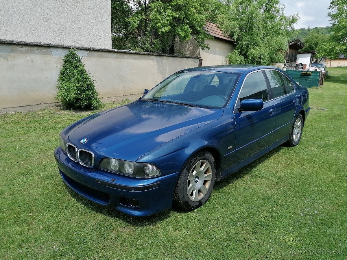 BMW 525
