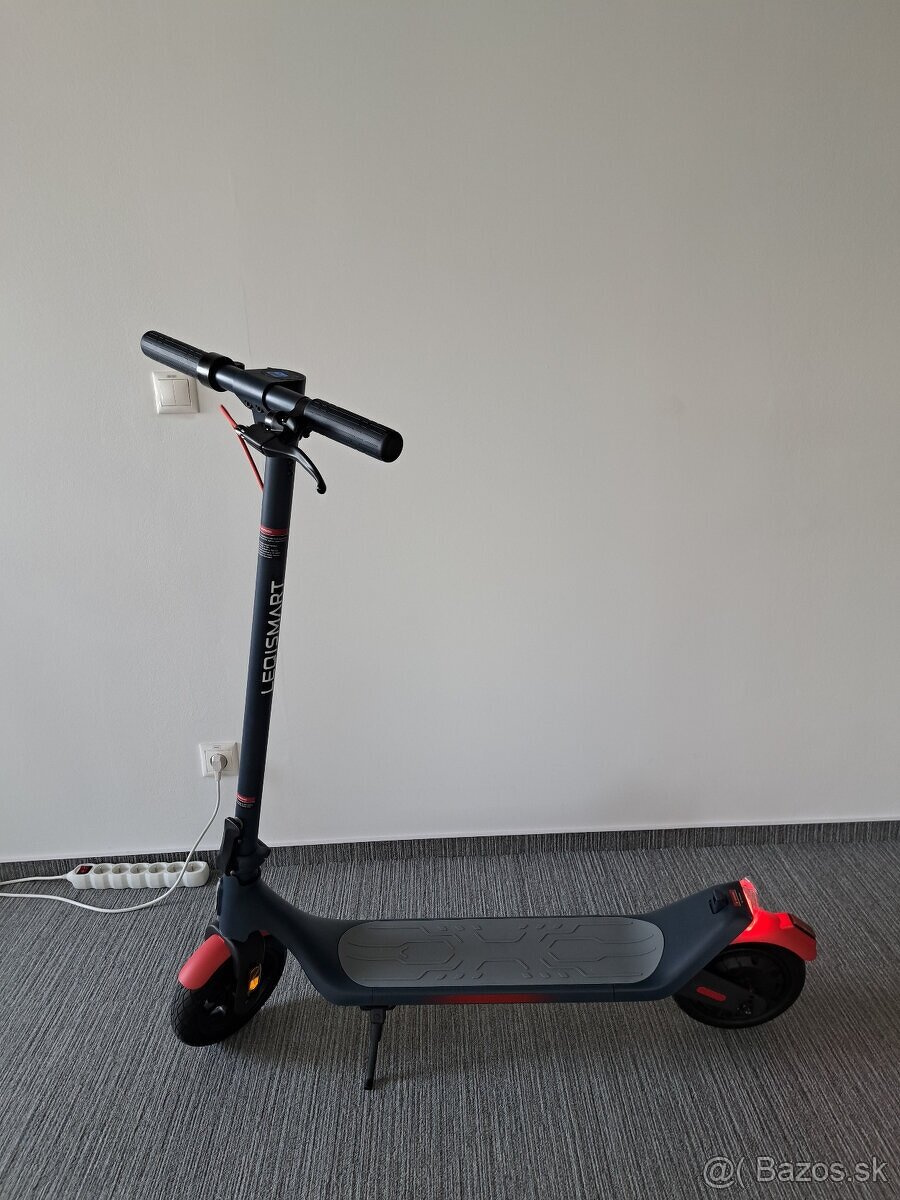 elektrická kolobežka Leqi A6S Pro (Leqismart) - tmavomodrá