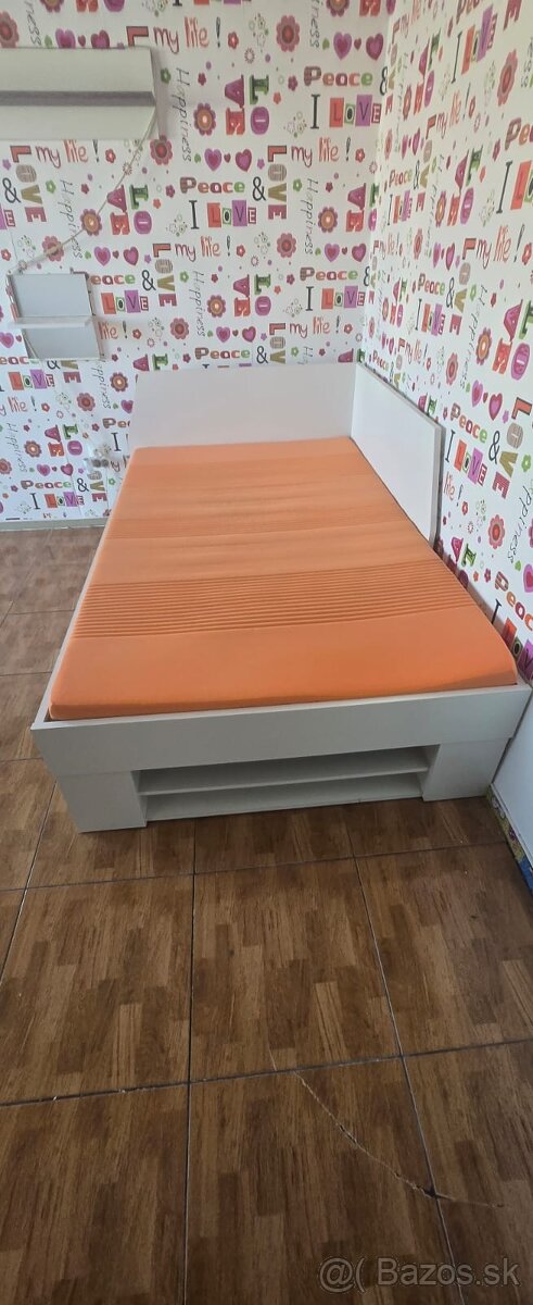 Junior posteľ 120 x 200