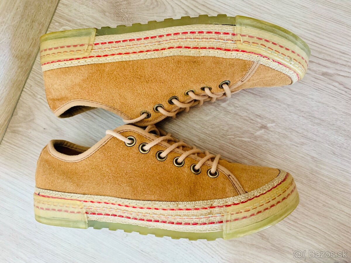 Balík topánok Tommy Hilfiger + Havaianas veľkosť 37
