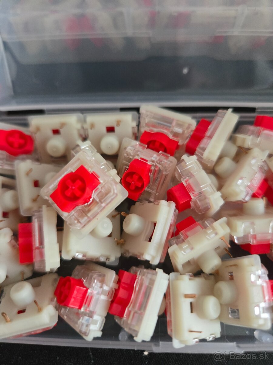 Gateron Low Profile V2 KS-33 Red - 80 kusov