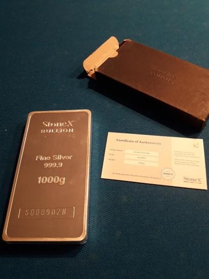 Predam investicne striebro - tehlicku 1kg
