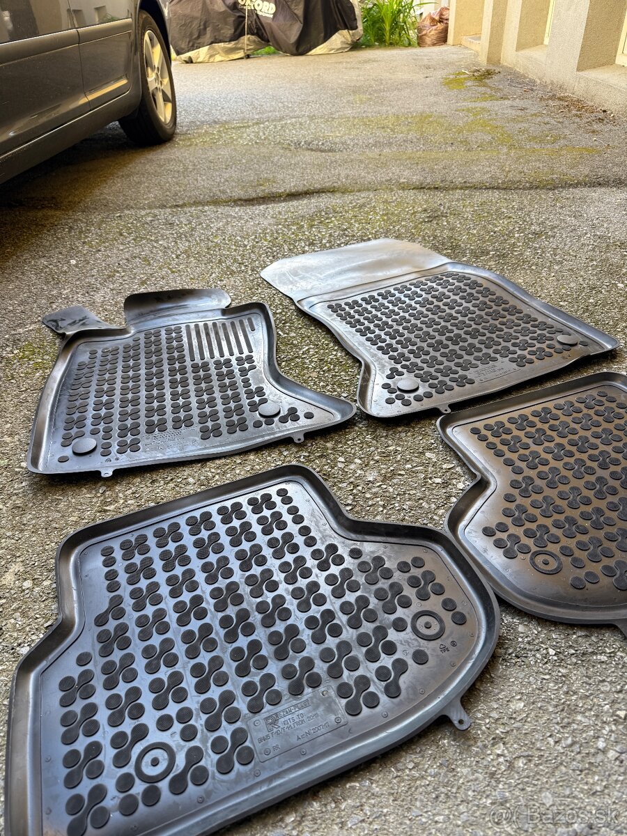 gumené rohoze bmw f11