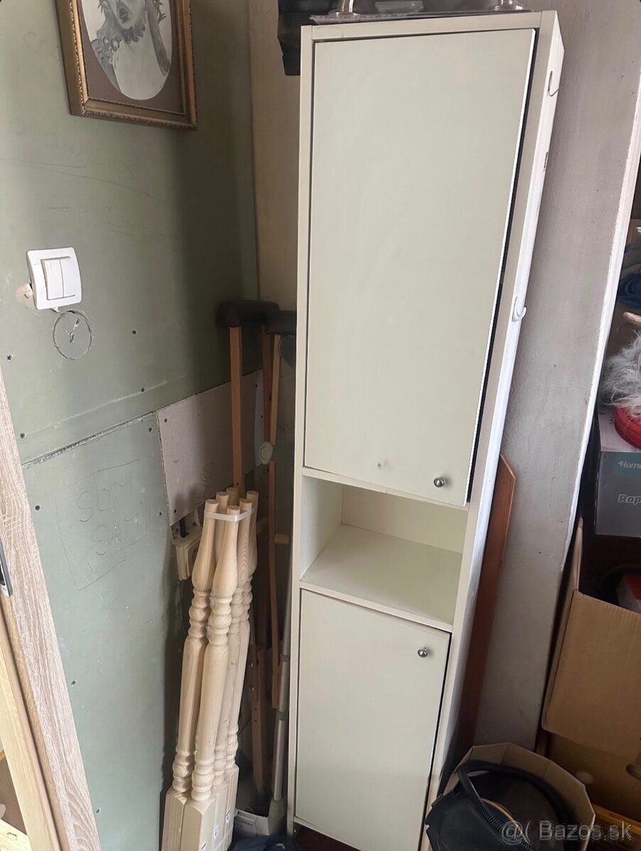 Skrinka do kúpeľne