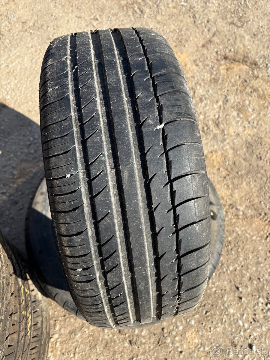2ks Vraník 195/50 R15 letné pneumatiky