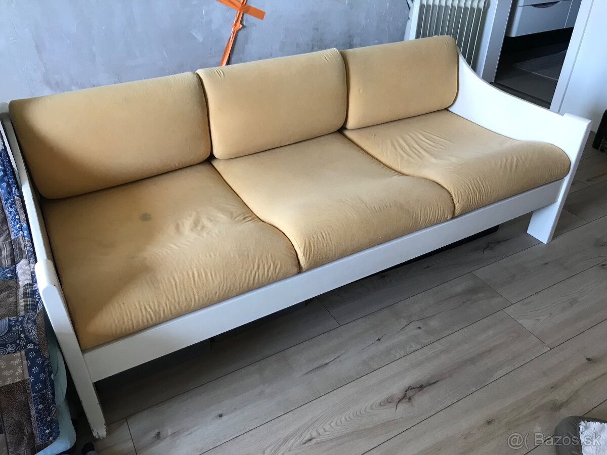 Darujem retro sedacku za odvoz
