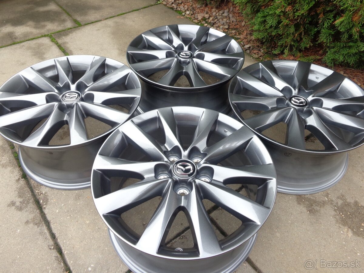 5x114,3 R17 original MAZDA 5 aludisky s TPMS ventilmi