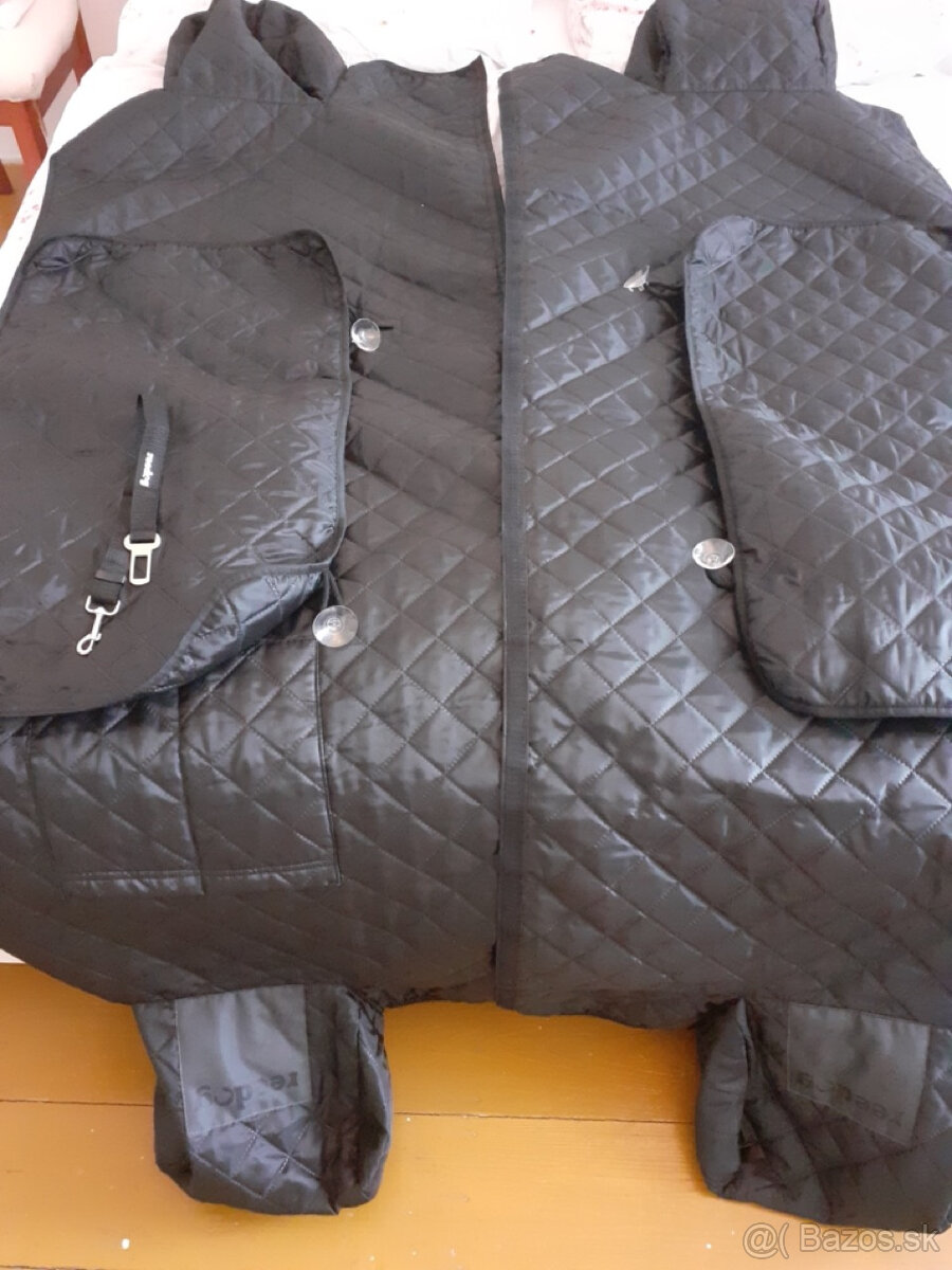 Reedog ochranný autopoťah do auta pre psa na zips + boky