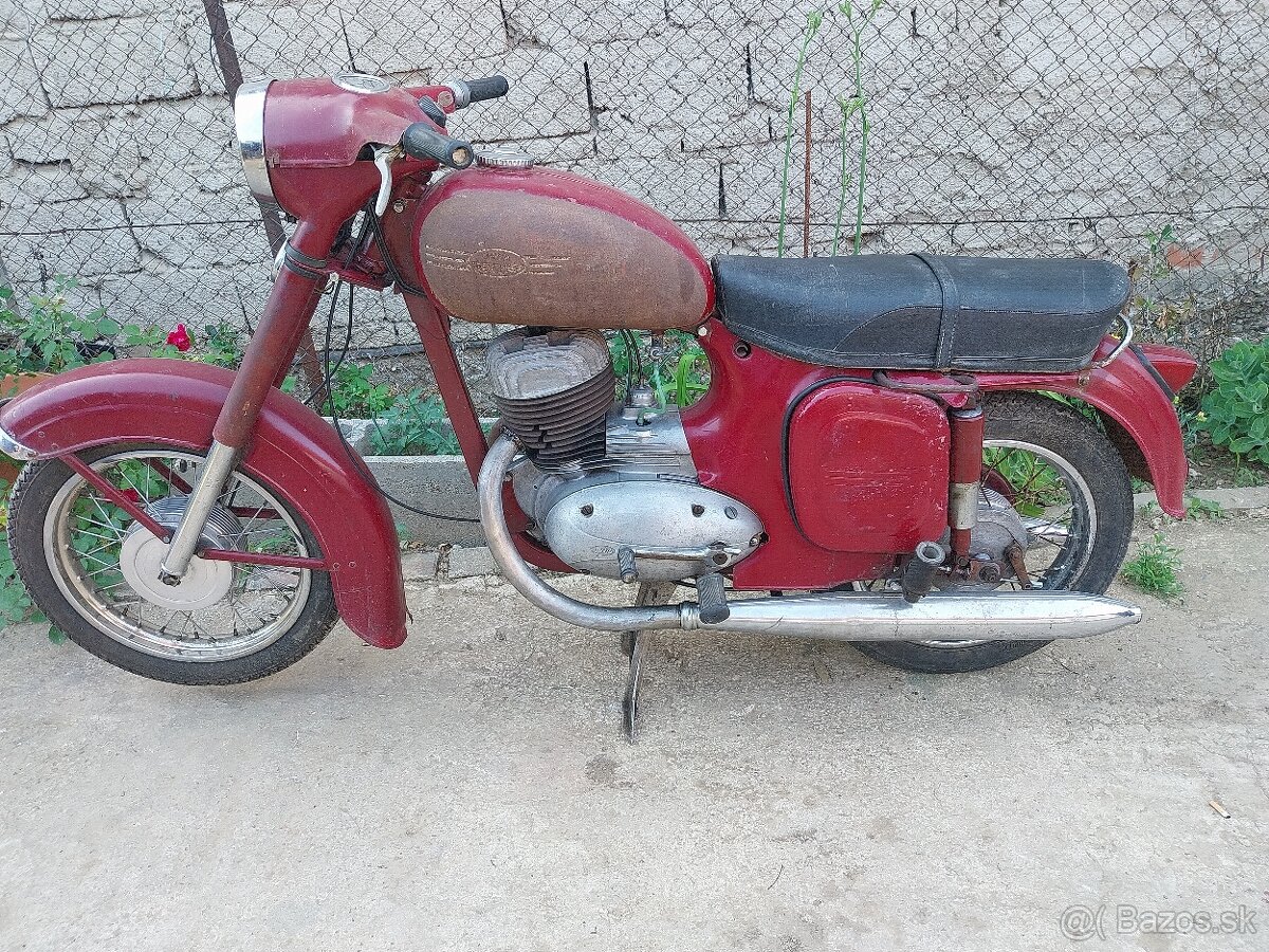 Jawa 250/559