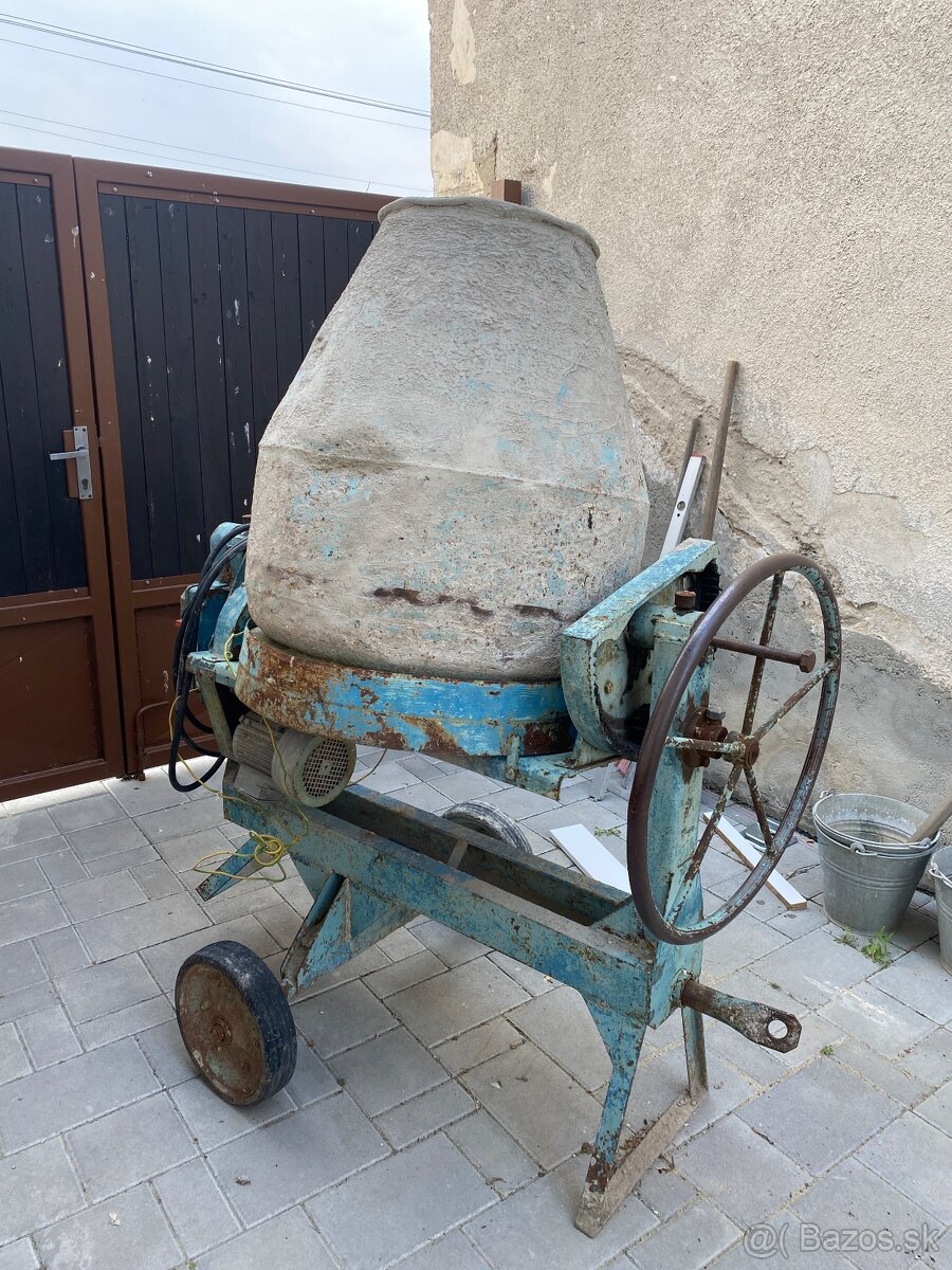 Miešačka 380W