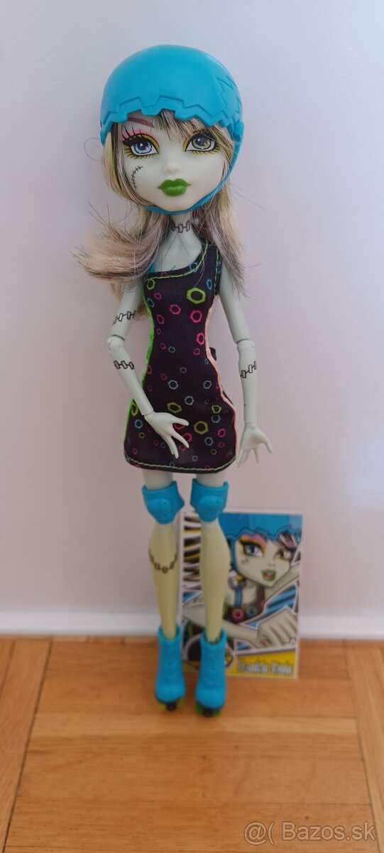 Monster High Frankie Stein Skultimate Roller Maze