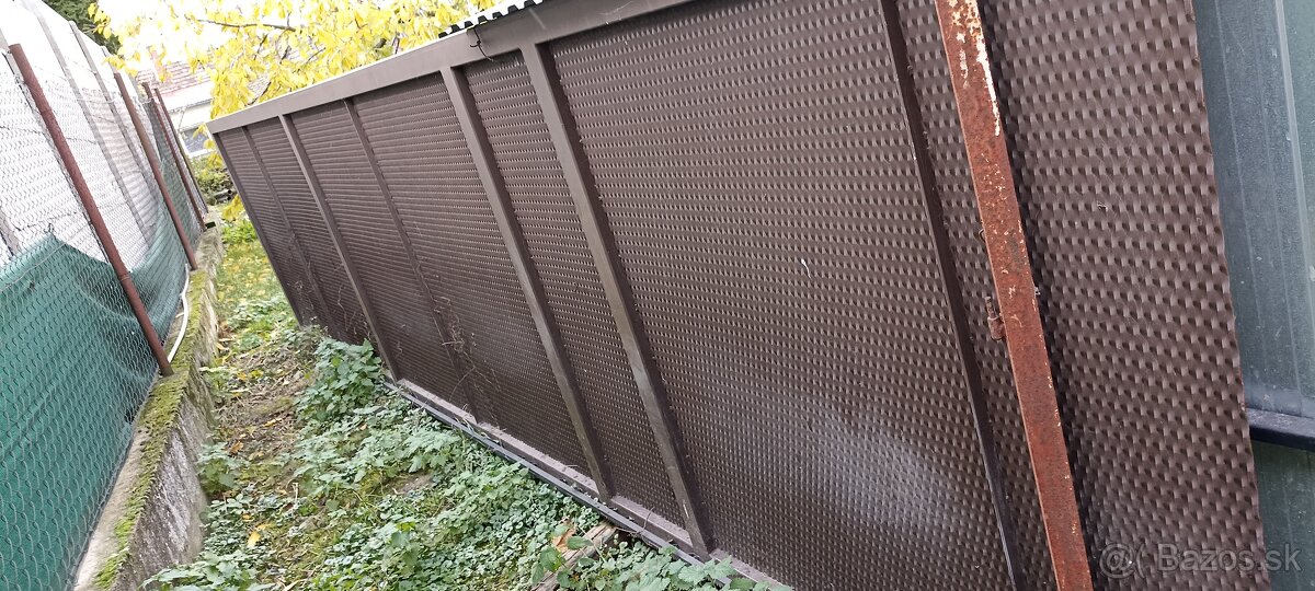 Predám posuvnu bránu