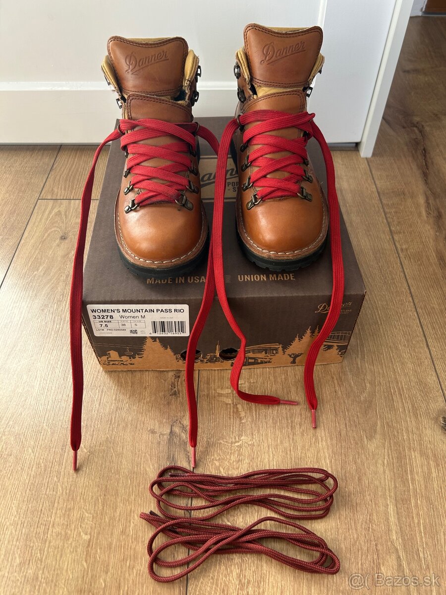 Dámske topánky Danner