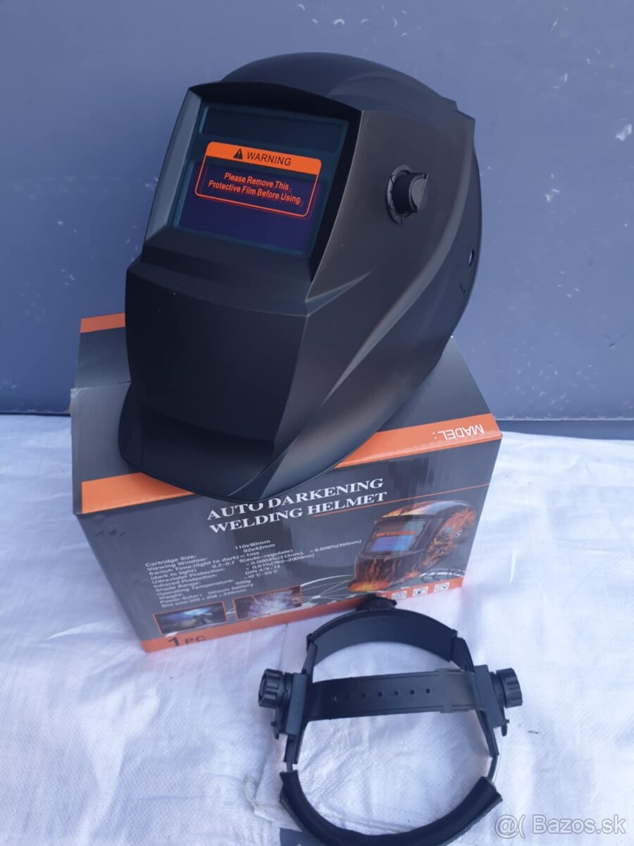 samostmievacia kukla