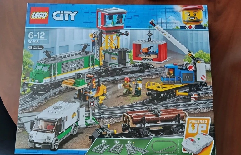LEGO® City 60198 Nákladní vlak
