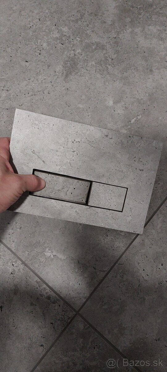 Skryté splachovacie tlačidlo pod obklad, tlačítko geberit