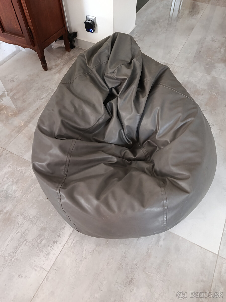 Predám sedací vak sivý