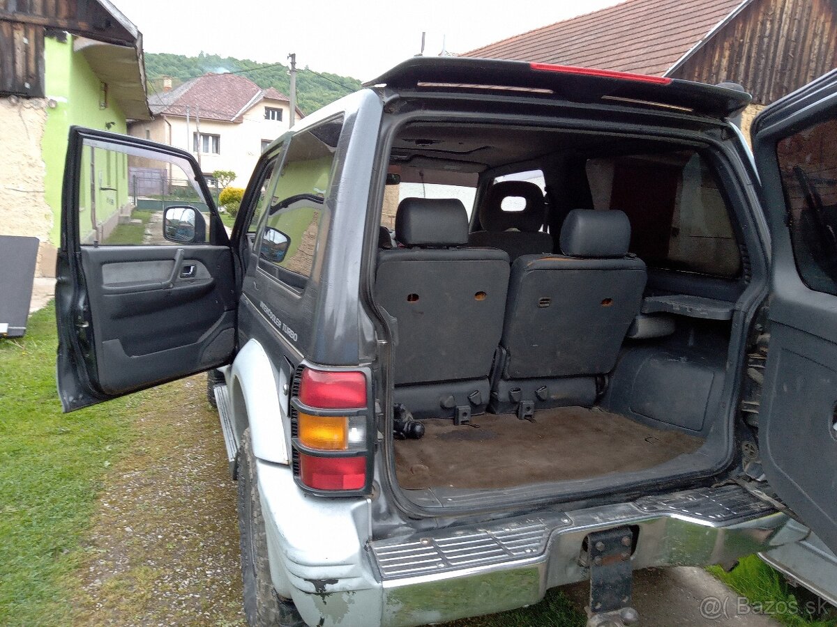 Mitsubishi pajero