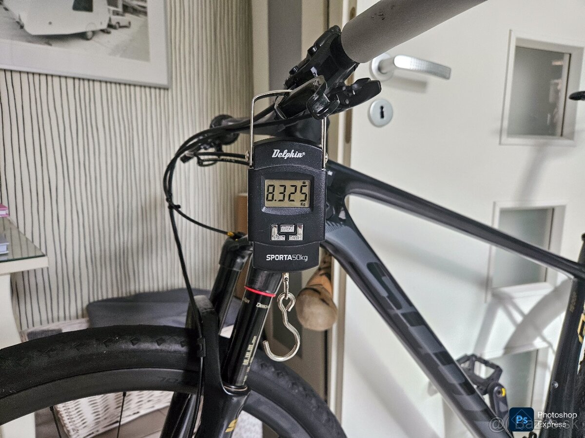 xc carbon bicykel Scott scale RC 900 sl 8.3kg s pedalmi