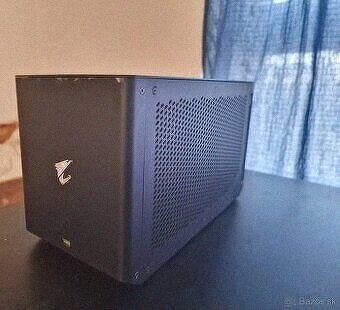 Gigabyte Aorus RTX 3080 Gaming Box - Malo pouzivane
