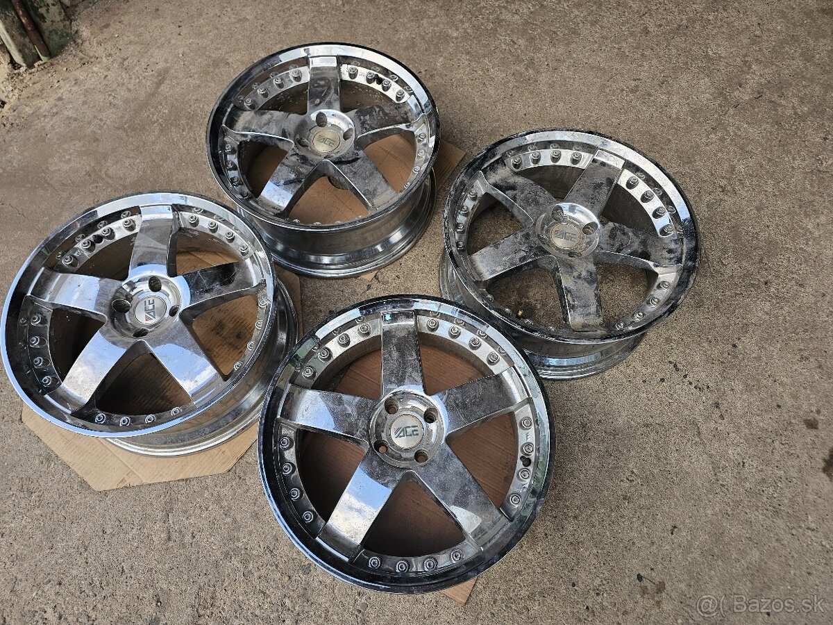 4x100 R18