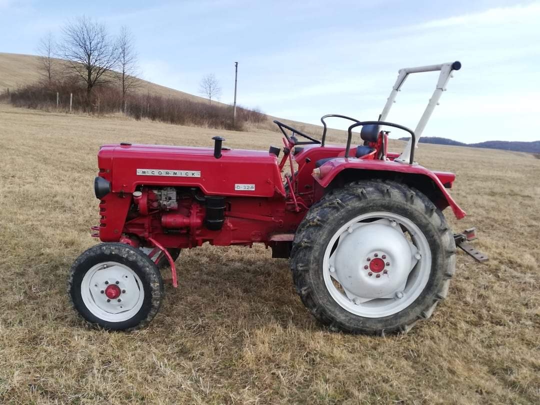 Traktor Mc Cormik