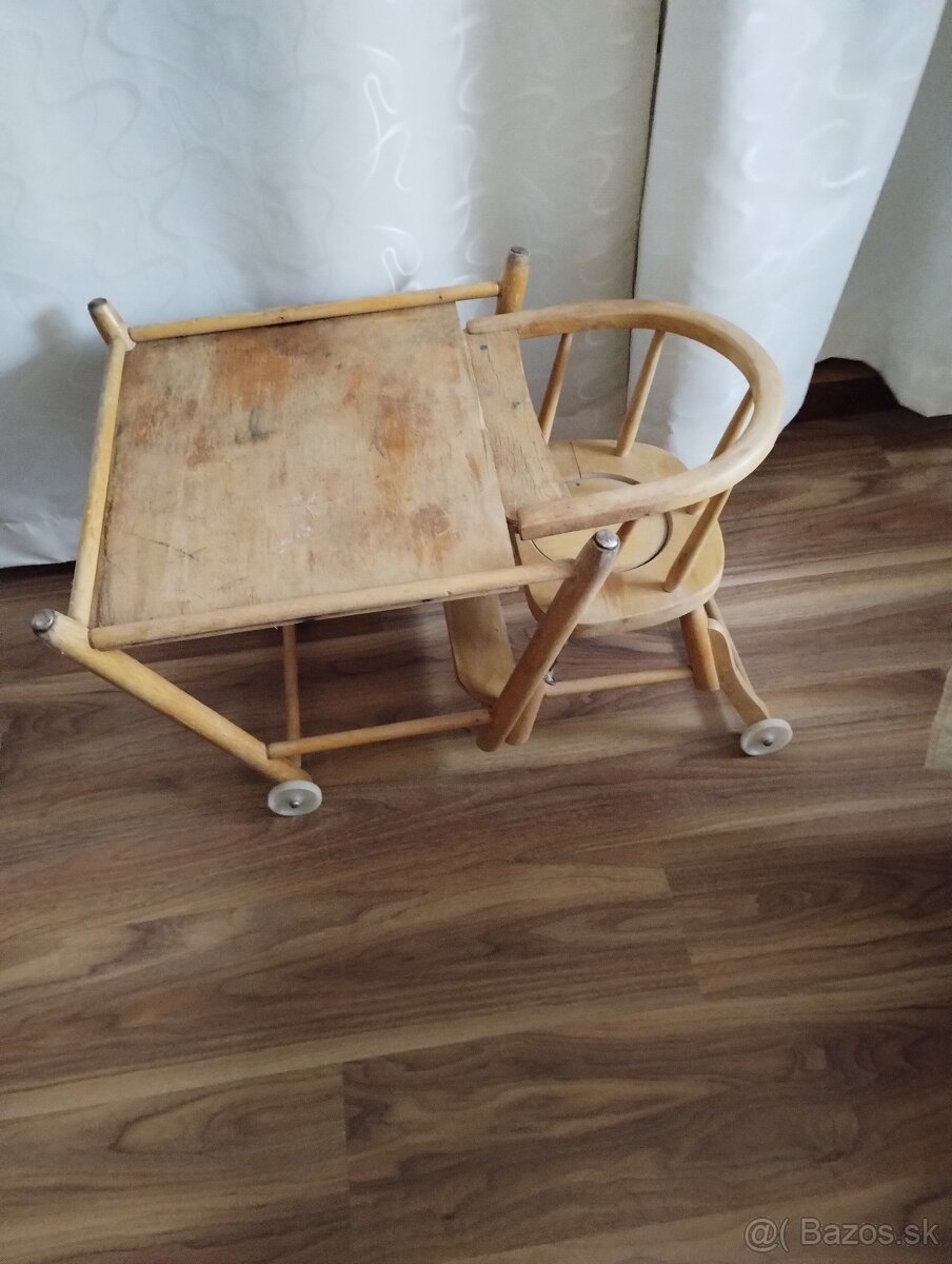 Detska drevena stolička,stolik