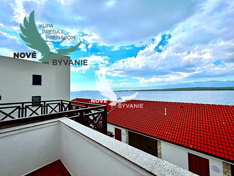 Predaj dom len 60m od mora s výhľadom na more v Chorvátsku
