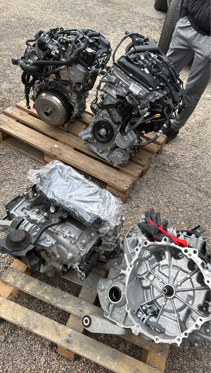 motor Toyota Yaris/Corolla/Ch-r/Prius/Camry/Rav4/HYBRID